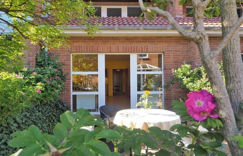 Entrance / Reception