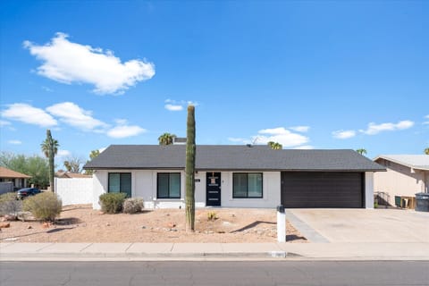 Rock and Glam Exterior
