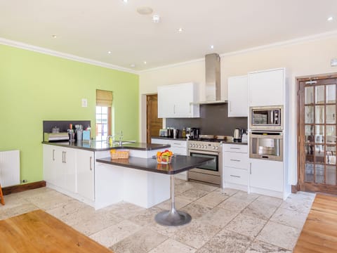 Kitchen area | Stag Manor - Perfect Manors, Kirkhill, near Inverness