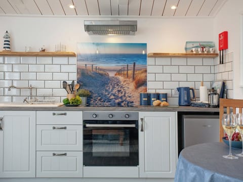 Kitchen/diner | Linden Lodge, Honiton