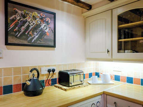 Kitchen | Pygreave Cottage, Combs, near Chapel-en-le-Frith