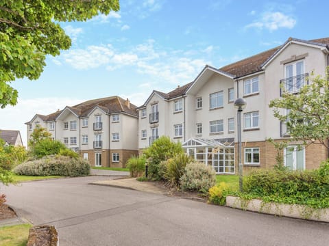 Exterior | No.4 The Links Apartments, Brora