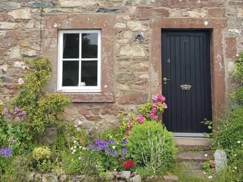 Front of cottage | Roses Cottage, Santon, near Holmrook