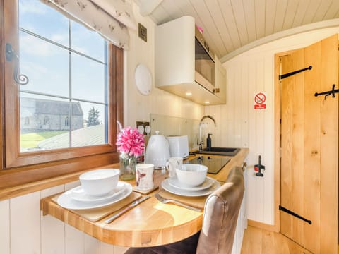 Interior | Mayflower - Llawrllan, St Harmon, near Rhayader