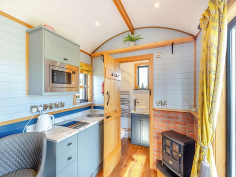 Interior | Tulip - Llawrllan, St Harmon, near Rhayader