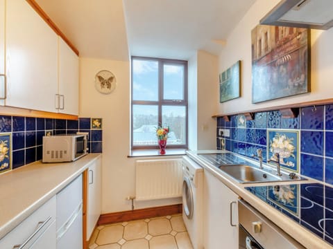 Kitchen | The Old Drapery - The Old Drapery Apartments, Haltwhistle