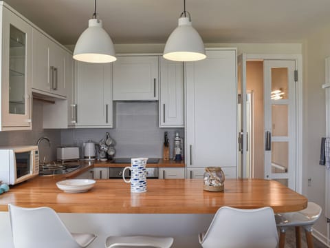 Kitchen/diner | Sea View, Deganwy, near Llandudno