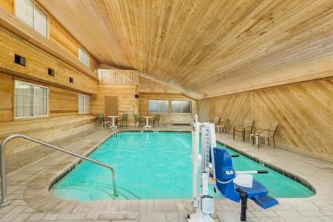 Unwind with a refreshing swim in this warm indoor pool.