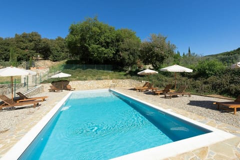 Building Exterior, Outdoor, Pool