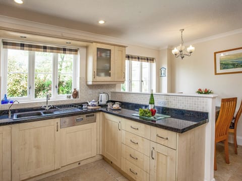 Kitchen | Squirrels, Teignmouth