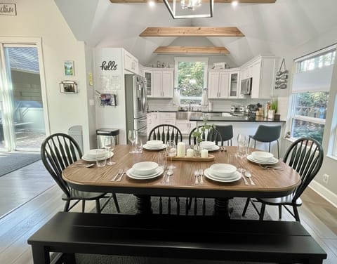 Table can fit 8, there is another chair off to the side to add. 