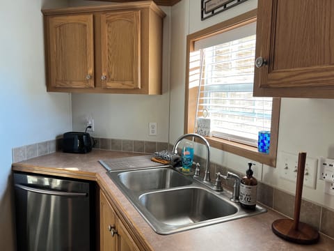 Dishwasher and garbage disposal working for you at the location