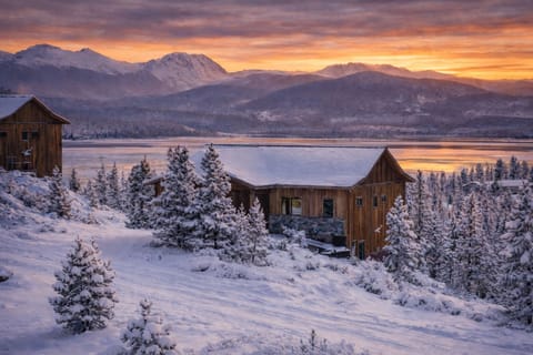 Easy access to Snowmobiling, Skiing, Tubing, and more. Book your stay today!