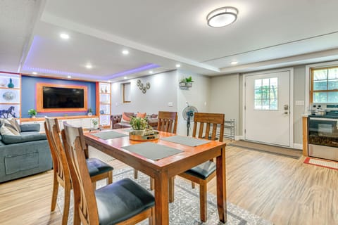 Dining Room | Dining Table