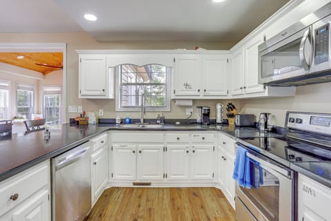 Kitchen | Upper Level | Cooking Basics