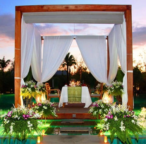 Outdoor banquet area