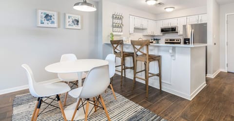 Dining area, bar and kitchen