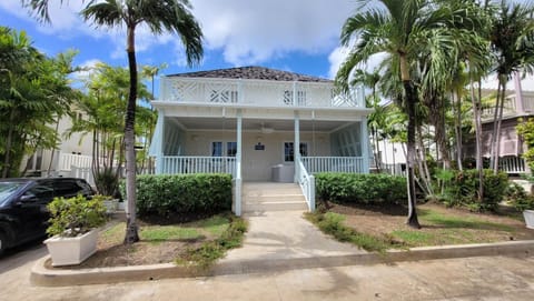 4BR Stunning Villa w/ Private Pool-WPVILLA (1562)