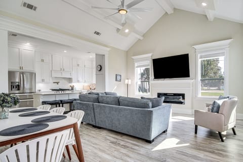 Gulfport Vacation Rental | 3BR | 2BA | 1,880 Sq Ft | 1 Step Required