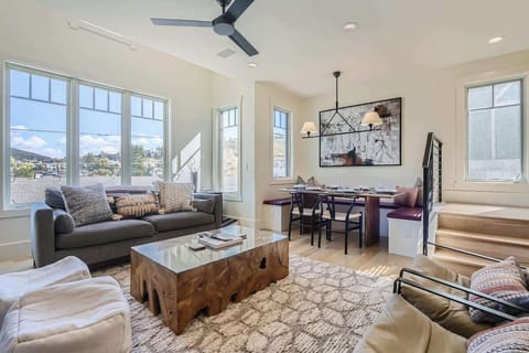 Welcome to Gold Coast by Boutiq - professionally furnished, managed, and cleaned by hospitality experts. This home will exceed your expectations and raise the bar for every short term rental you stay in. 
| Gold Coast by Boutiq Luxury Vacation Rental
