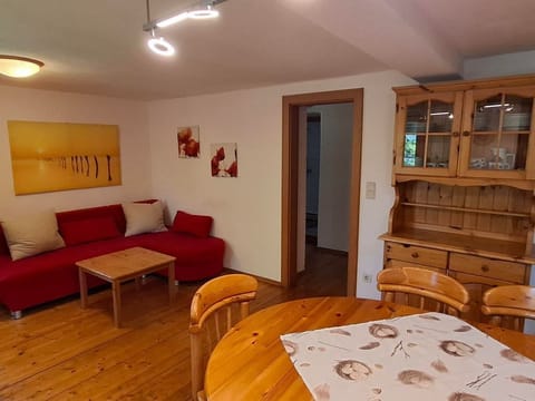 Altes Forsthaus Apartment No. 8 - Wasserleonburg Castle Cabin in Friuli-Venezia Giulia