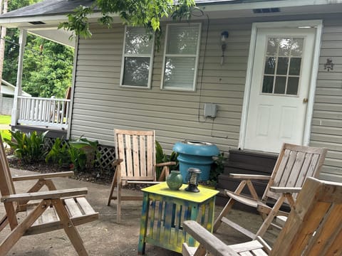 Lots of seating to enjoy the outdoors