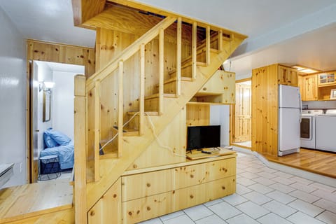 Living Room | Lower Level  | Central A/C & Heating