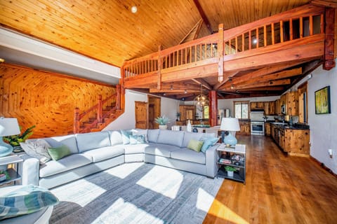 Layered lighting and lamps create the atmosphere you want.