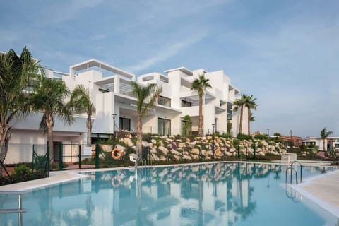 Outside swimming pool