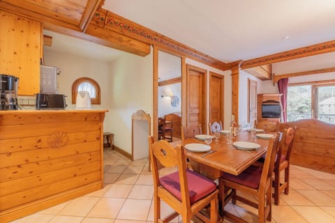 Kitchen and dining area