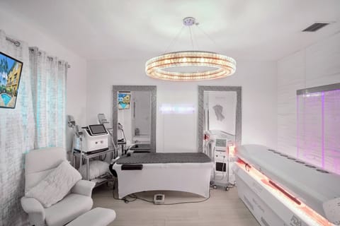 ANTIAGING SPA ROOM
