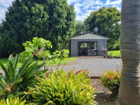 "Sal's Rimu Rest"