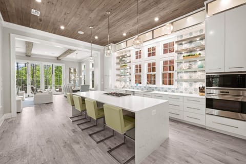 Spectacular Kitchen!