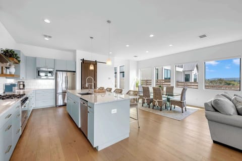 Seamlessly flow from cooking, dining, and to living