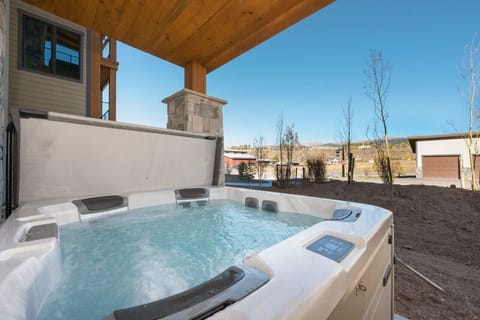 Hot tub