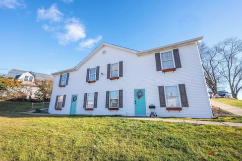 Welcome to Arkstone Retreat Suites!