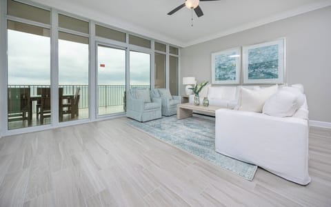 Phoenix Gulf Towers 1607, Tower Two, Orange Beach, Alabama, beach front, 3 bedroom condominium on the 16th floor