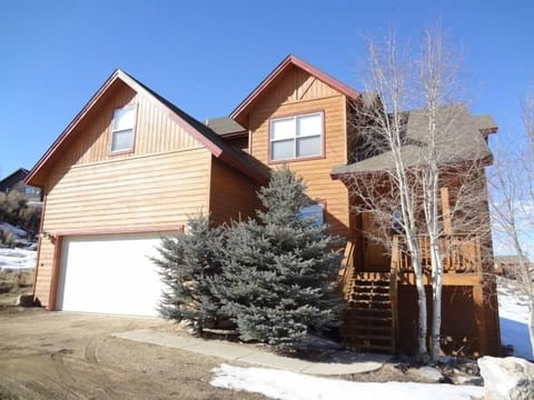 Front of house from driveway