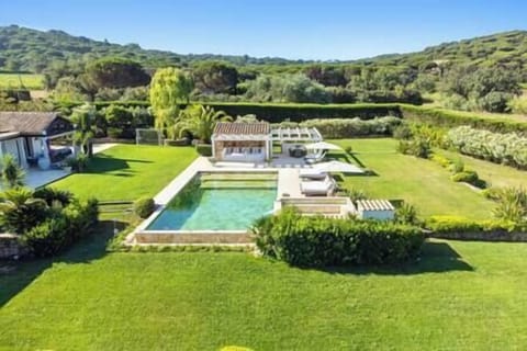 8c45deb7 d6ab 4720 93e3 f351fd611457