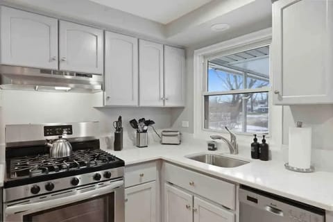 15942f25-da5e-492f-a4cb-6248a7ed1295