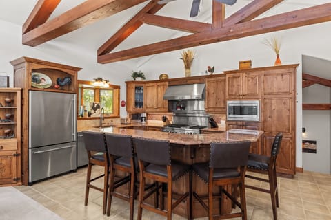 Top Level | Kitchen with Breakfast Bar