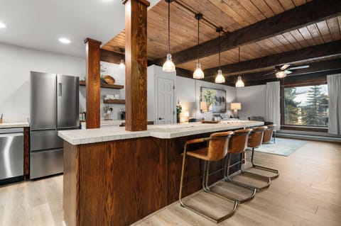 5ac8e8ca-7126-4a64-8afb-1948964add6e