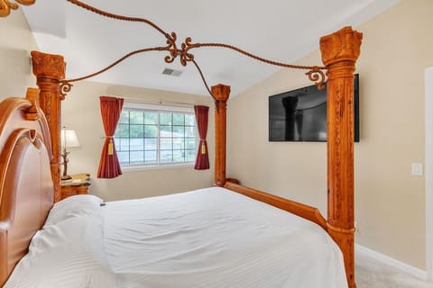 Furniture, Indoors, Bed, Bedroom, Room