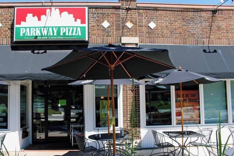 Parkway Pizza