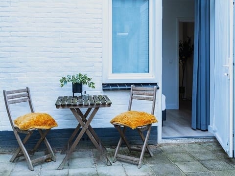 Feel right at home in your private Eindhoven Centrum studio.