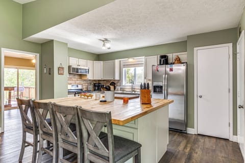 Kitchen | 1st Floor | Cooking Basics | Dual Coffee Maker | Microwave | Toaster