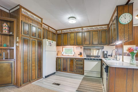 Kitchen | Cooking Basics | Drip Coffee Maker