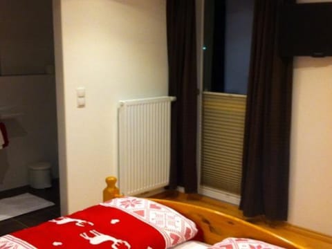 Vacation apartment with 2 bedrooms, ground floor - Ferienwohnung Migglwieshof Apartment in Salzburgerland