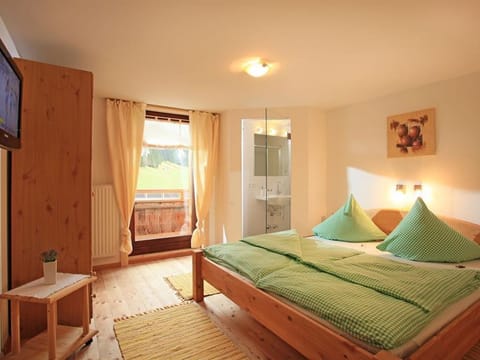 Vacation apartment with 2 bedrooms, 1st floor - Holiday apartment Migglwieshof Apartment in Salzburgerland