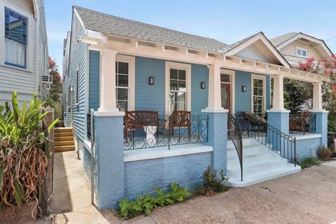Charming New Orleans home with classic details, blocks from Magazine Street